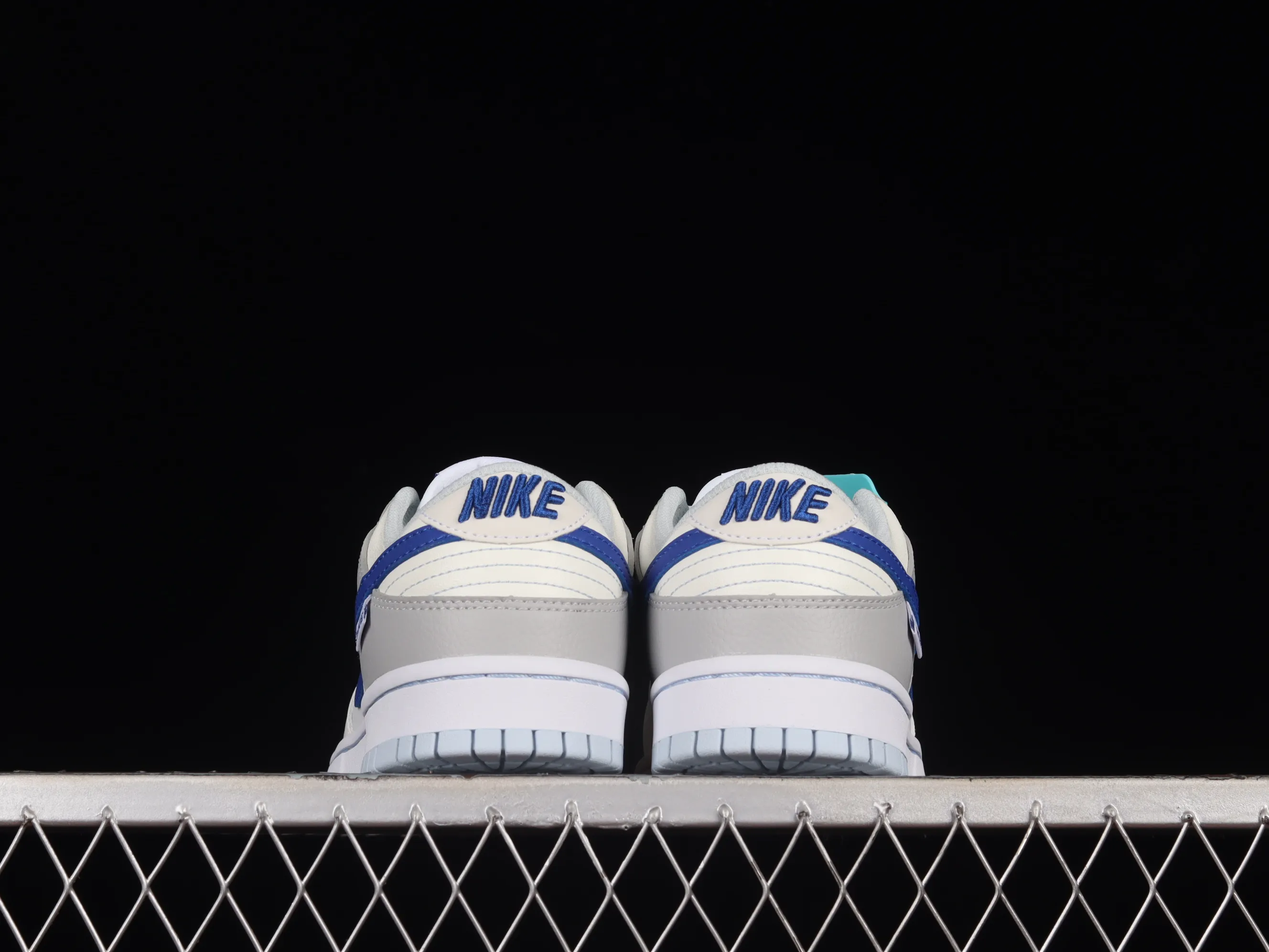 All categories Nk SB Dunk series Nk SB Dunk Low low-top sneakers F version Nk Dunk Low sea salt blue color SB smashed backboard fashion casual sneakers FB1843-141